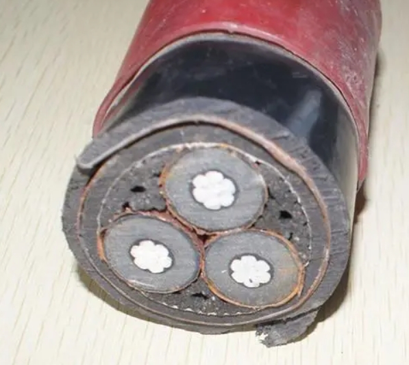 電線電纜應(yīng)用廣泛，具體有什么區(qū)別？.jpg